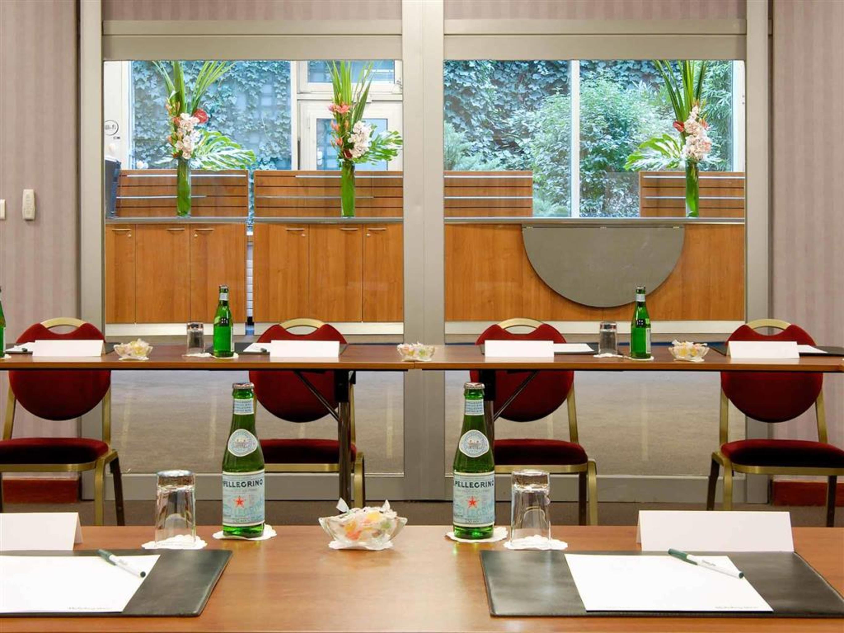 Mercure Paris 19 Philharmonie La Villette Бізнес фото